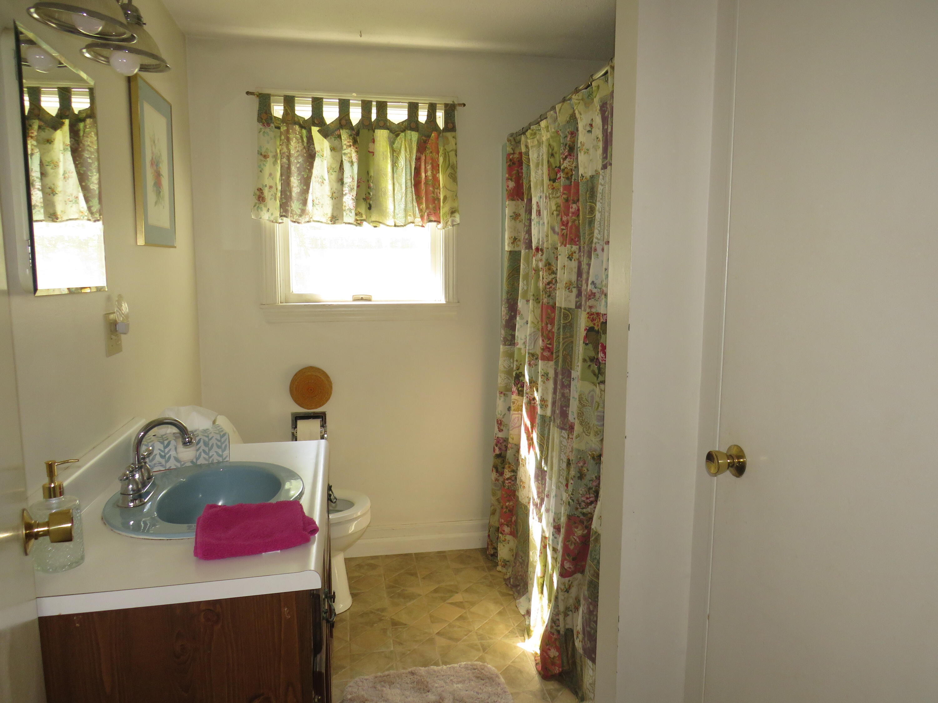 141 Highland Road Warren, ME 04864 - Photo 10 of 15 IMG_1310