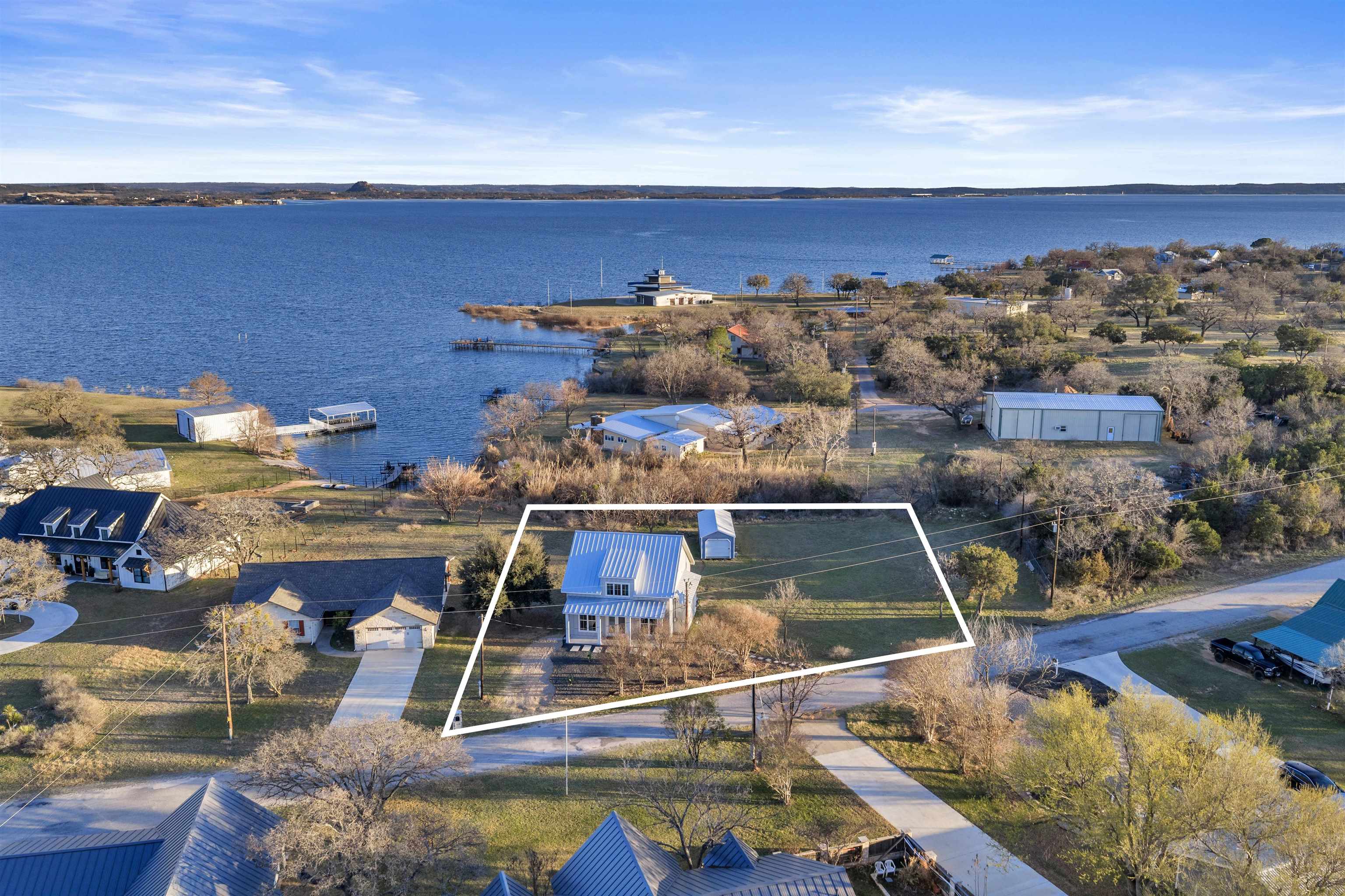 520 East Island Drive Bluffton, TX 78607 - Photo 1 of 30