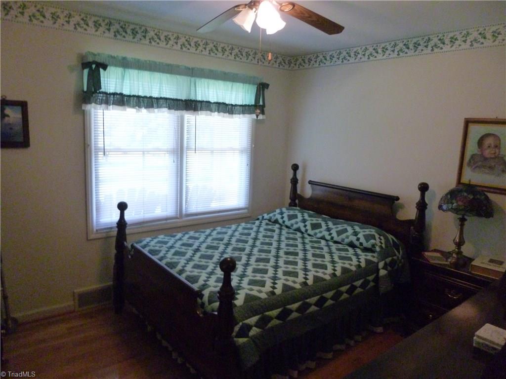 1476 Barker Road Roaring River, NC 28669 - Photo 10 of 29 BR