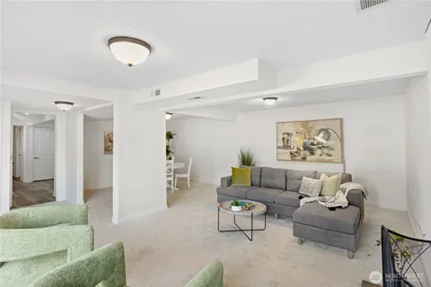 $1,275,000 | 6215 122nd Avenue Southeast, Bellevue, WA 98006