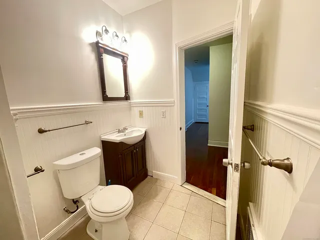 $2,200 | 517 Brooks Street, Bridgeport, CT 06608