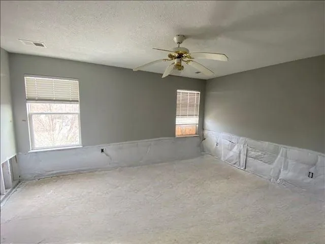 $219,900 | 8547 North Robinhood Avenue, Kansas City, MO 64154