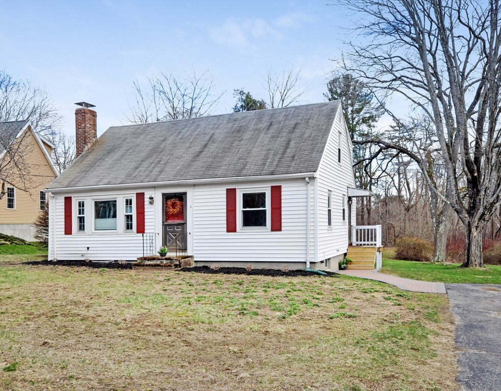 3 Notre Dame Road Bedford, MA 01730 - Photo 1 of 18 Gallery Image 1