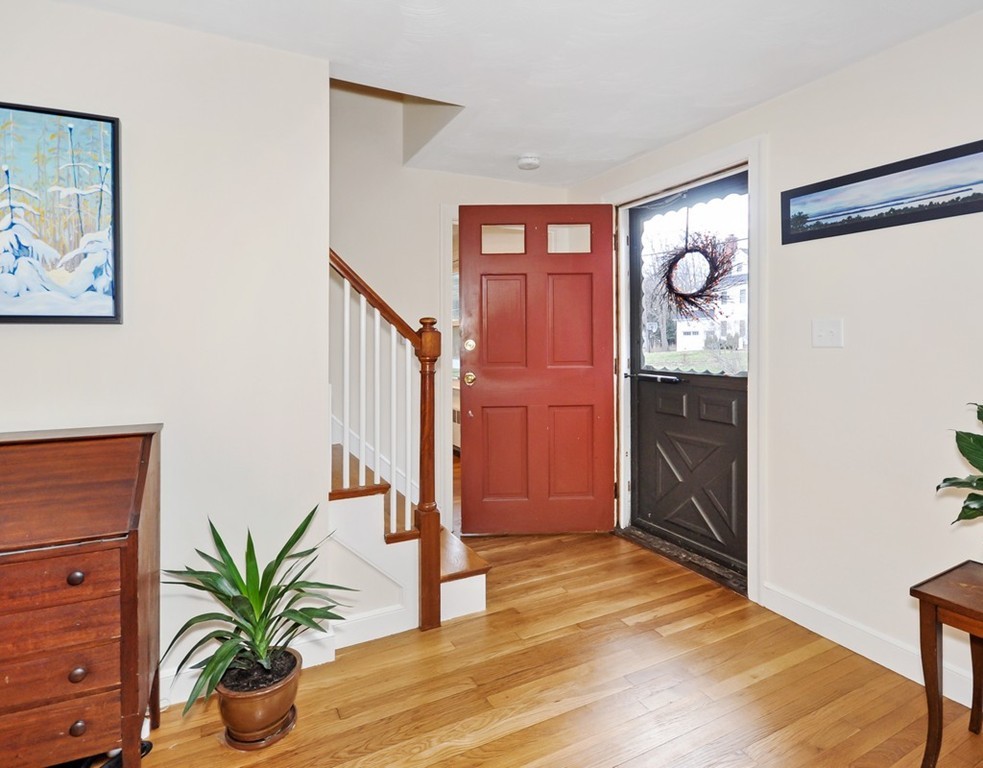 3 Notre Dame Road Bedford, MA 01730 - Photo 7 of 18 Gallery Image 7