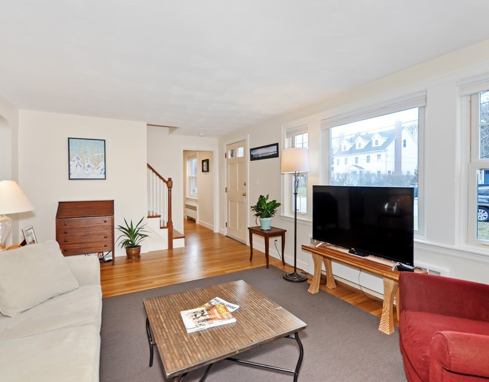 3 Notre Dame Road Bedford, MA 01730 - Photo 8 of 18 Gallery Image 8