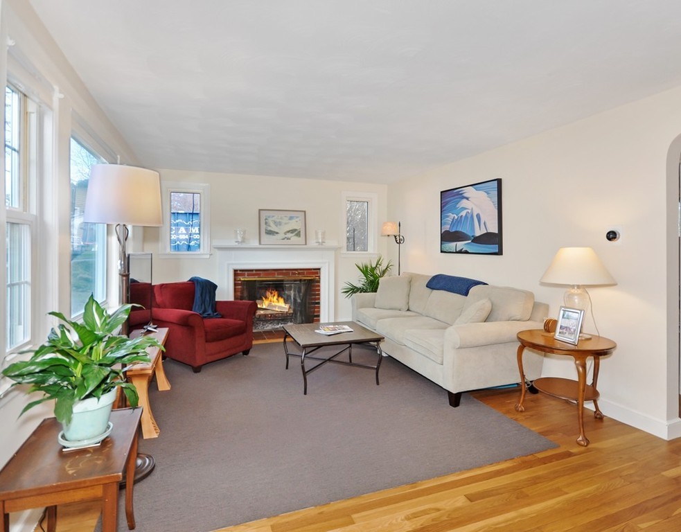3 Notre Dame Road Bedford, MA 01730 - Photo 9 of 18 Gallery Image 9