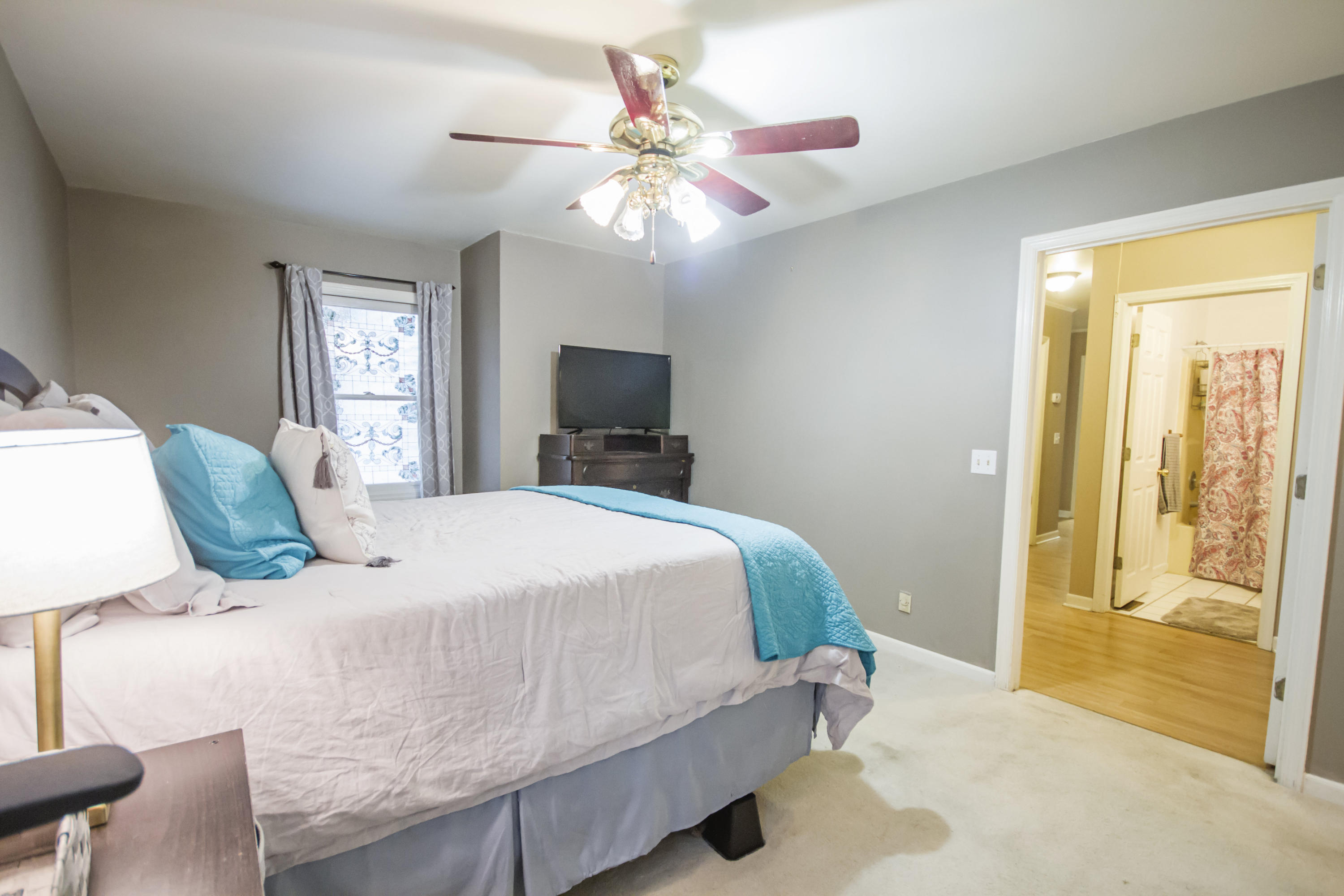 610 Lynnwood Road Walterboro, SC 29488 - Photo 28 of 44 610 Lynnwood Robin Harrison-0049