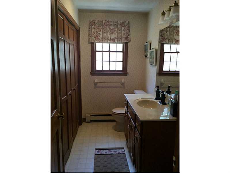 5 Morning Road Richmond, RI 02892 - Photo 12 of 25 Bathroom.