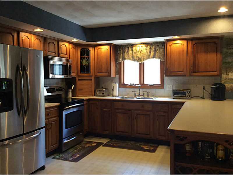 5 Morning Road Richmond, RI 02892 - Photo 19 of 25 Kitchen.