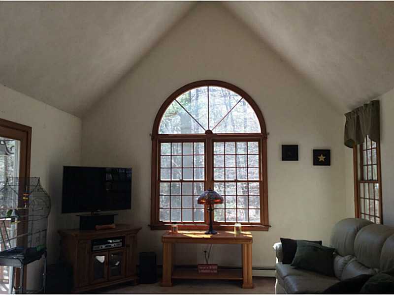 5 Morning Road Richmond, RI 02892 - Photo 21 of 25 Den/Family/Great Room.