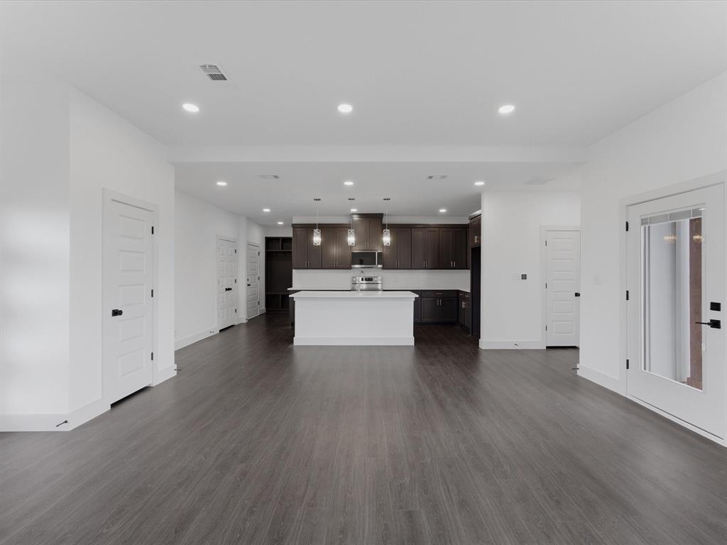 2091 Goodwyn Road Italy, TX 76651 - Photo 17 of 36