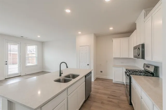 $2,400 | 346 Boro Brg Drive, Princeton, TX 75407