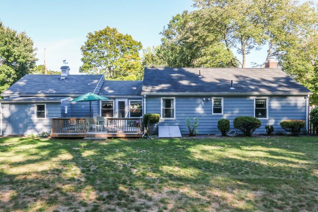 70 Jeffrey Road Springfield, MA 01119 - Photo 3 of 29