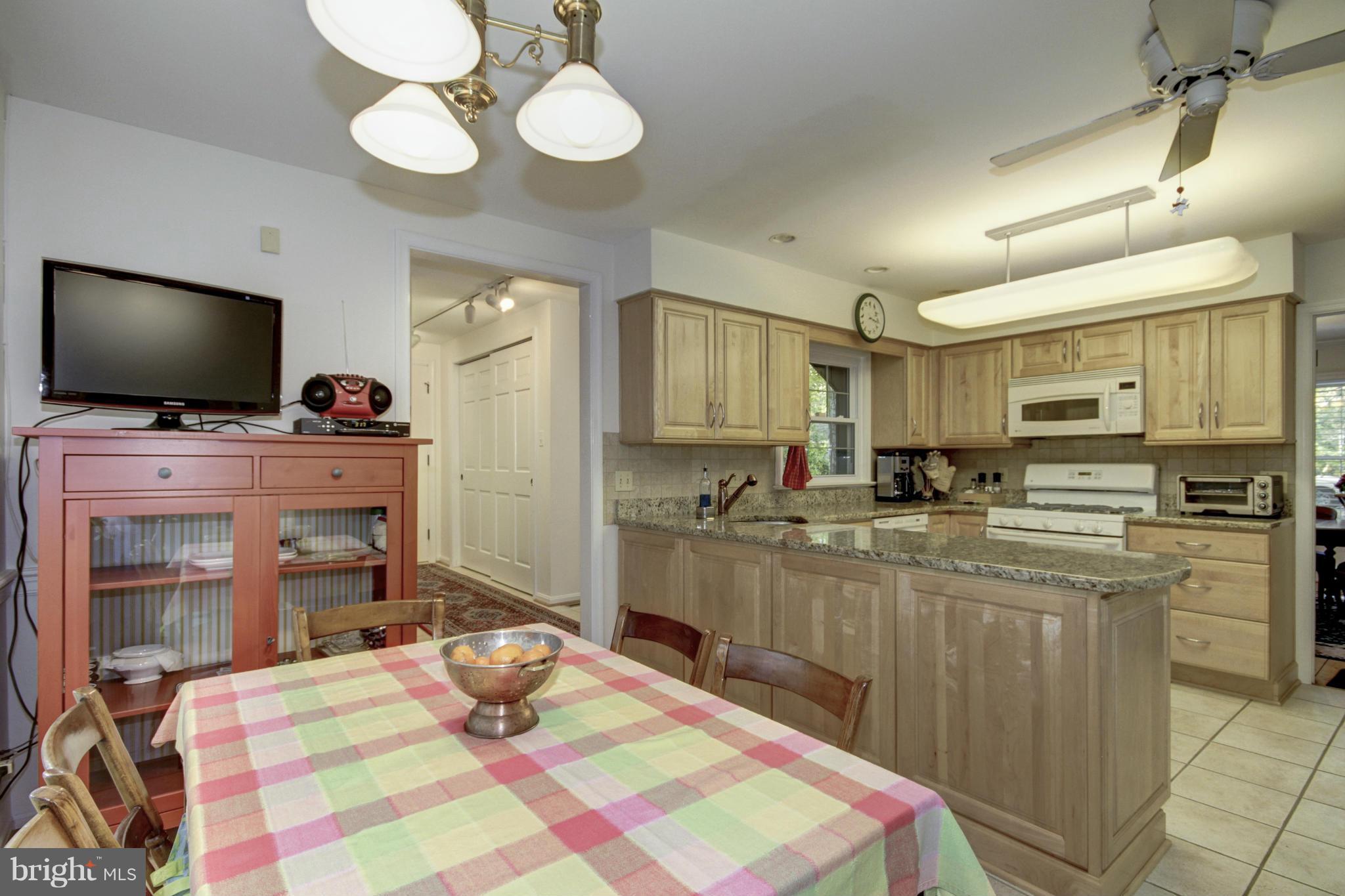 605 Shore Acres Road Arnold, MD 21012 - Photo 6 of 30 Kitchen