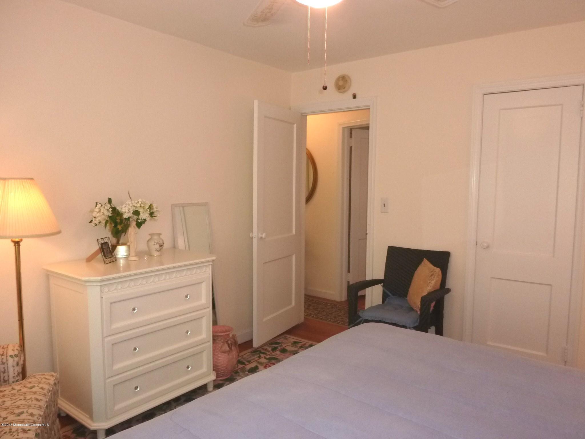 38 Pinckney Road, Unit D Red Bank, NJ 07701 - Photo 10 of 31 Master Bedroom