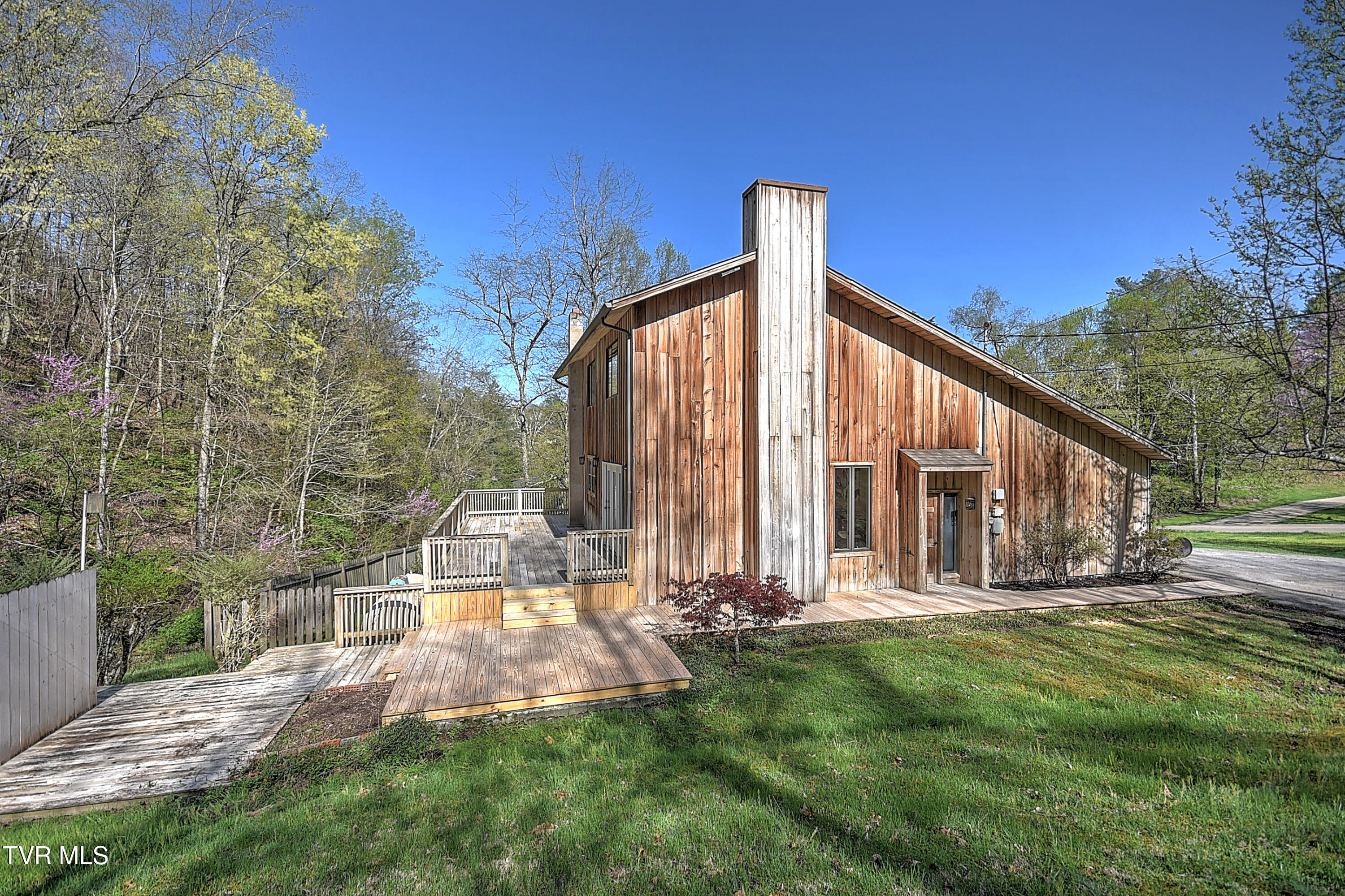 112 Hidden Valley Road Bristol, TN 37620 - Photo 60 of 74 112 Hidden Valley KB-74