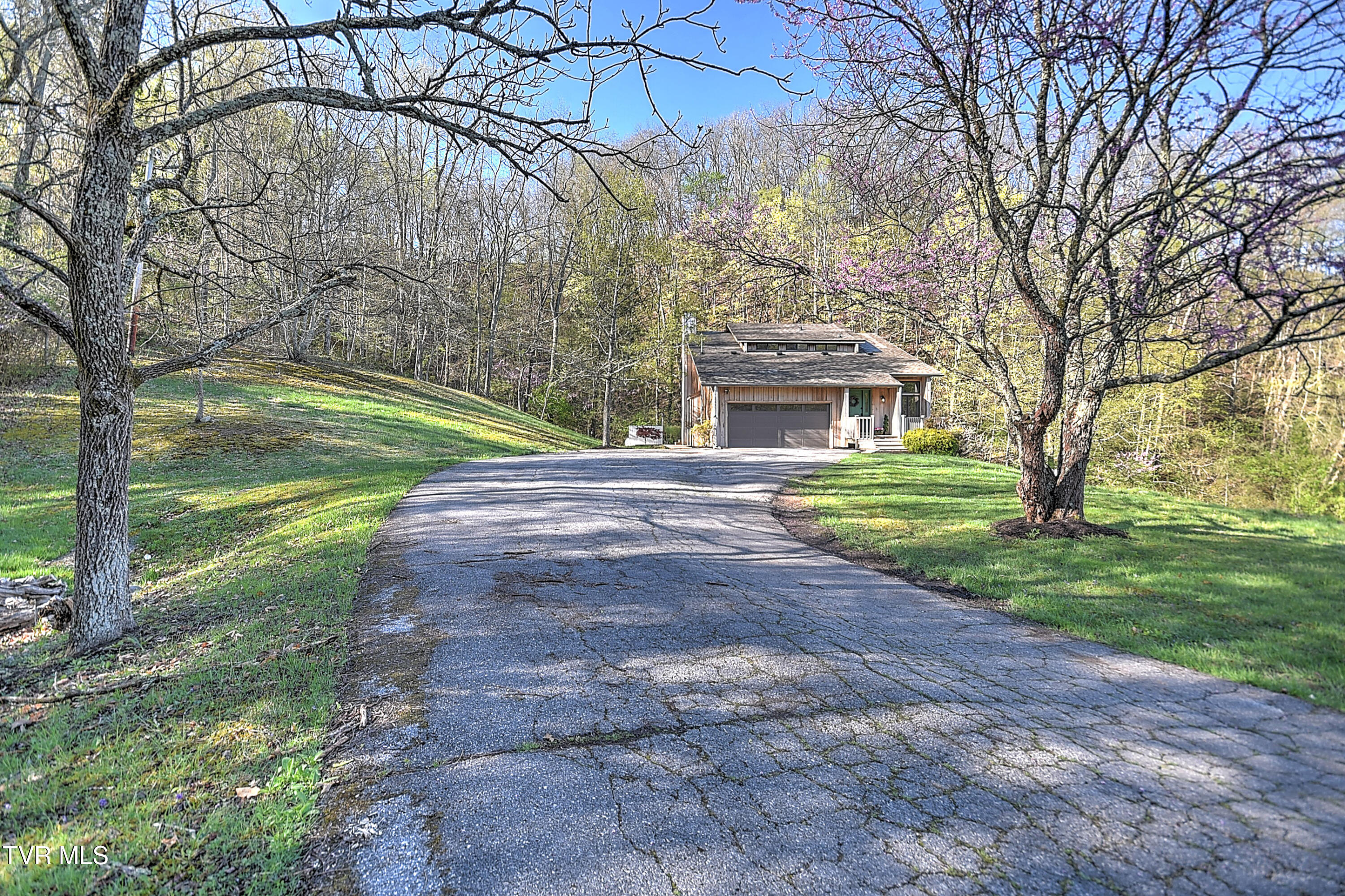 112 Hidden Valley Road Bristol, TN 37620 - Photo 74 of 74 112 Hidden Valley KB