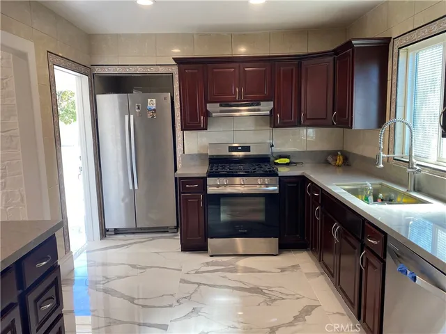 $1,150,000 | 119 North Little Main Street, Orange, CA 92868