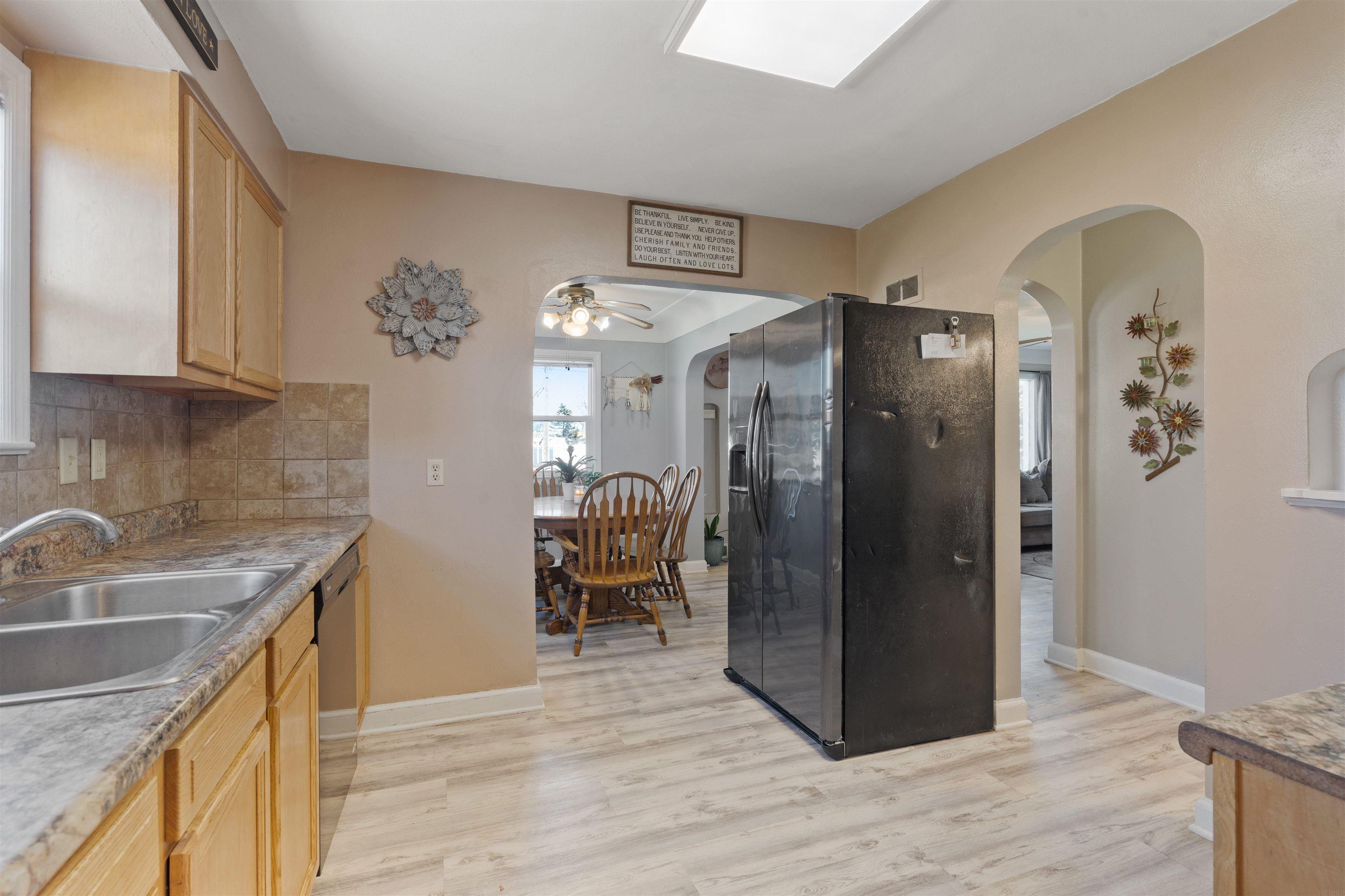 4440 East Washburn Road Waterloo, IA 50702 - Photo 8 of 25 Gallery Image 8