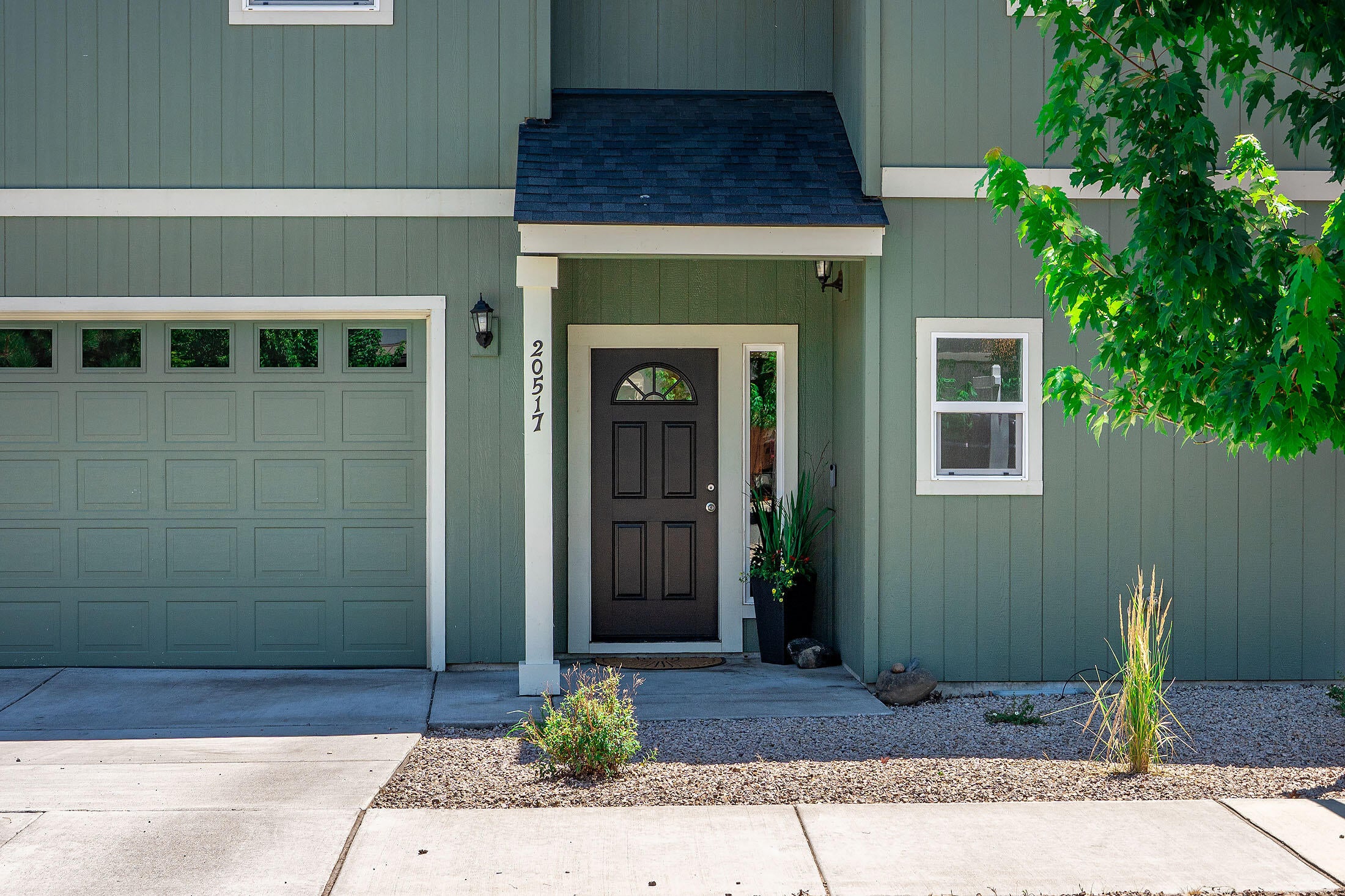 20517 Dylan Loop Bend, OR 97702 - Photo 2 of 18 20517 SE Dylan Loop_0118 copy