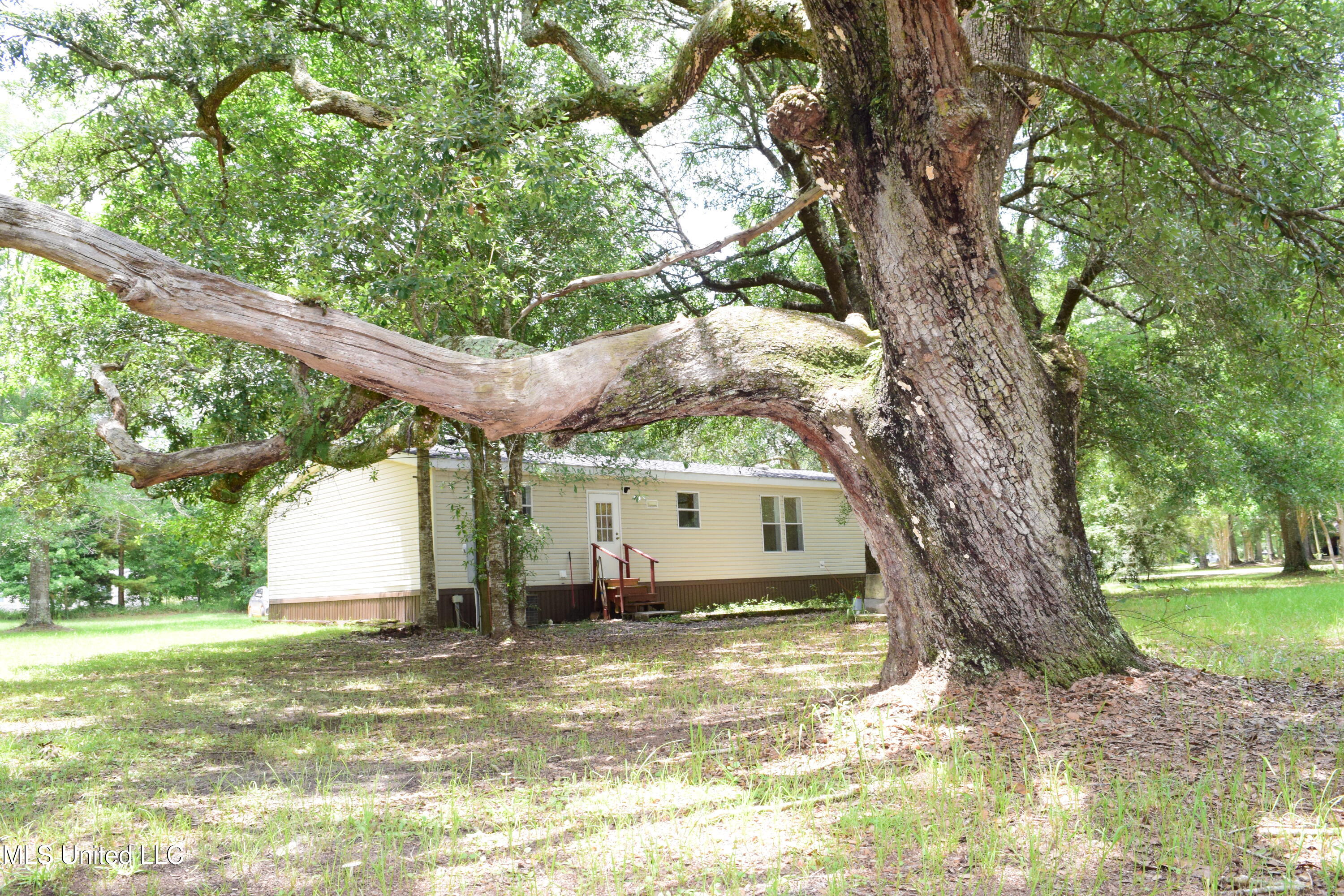 21528 Coleman Cemetery Road Moss Point, MS 39562 - Photo 27 of 38 DSC_0052