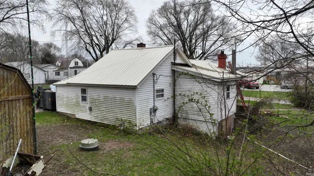 $92,500 | 4915 East White Point Drive, Monticello, IN 47960