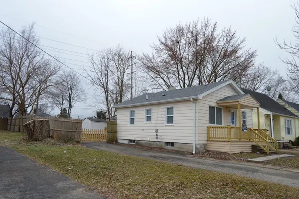 $93,900 | 530 McKeighan Avenue, Flint, MI 48507