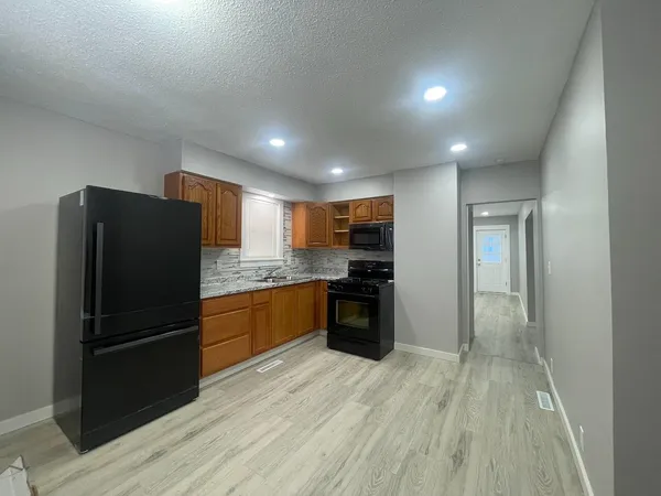 $93,900 | 530 McKeighan Avenue, Flint, MI 48507