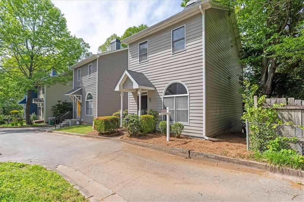 2402 Charleston Oaks Lane Decatur, GA 30030 - Photo 1 of 1 Gallery Image 1
