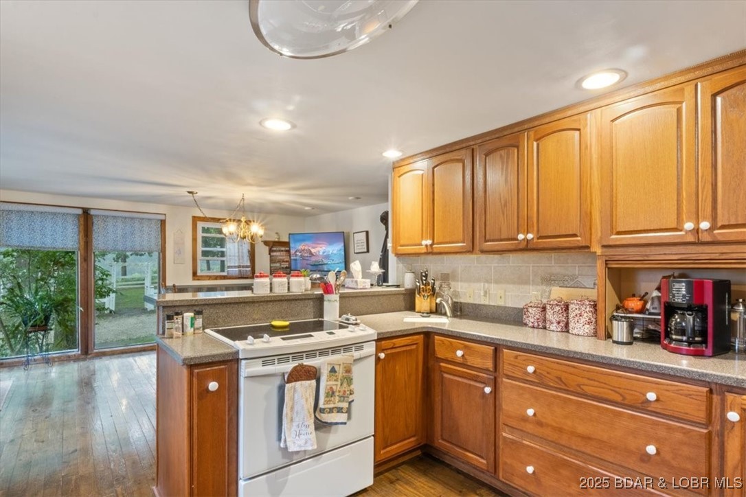 21975 Highway 5 Versailles, MO 65084 - Photo 11 of 49