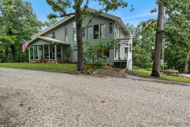 $425,000 | 21975 Highway 5, Versailles, MO 65084