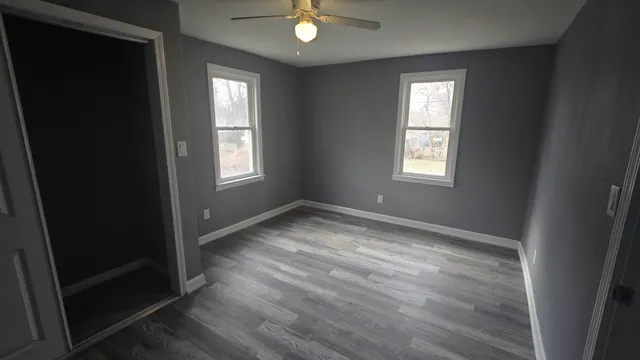 $1,800 | 2215 Welworth Avenue, Rockford, IL 61108