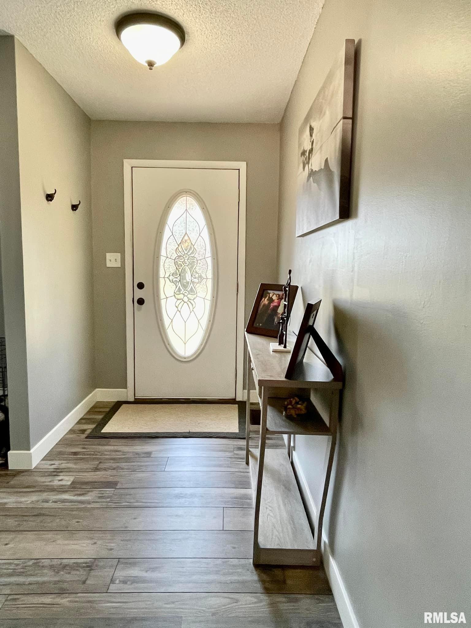 306 Gateway Road Marion, IL 62959 - Photo 5 of 36 Gallery Image 5