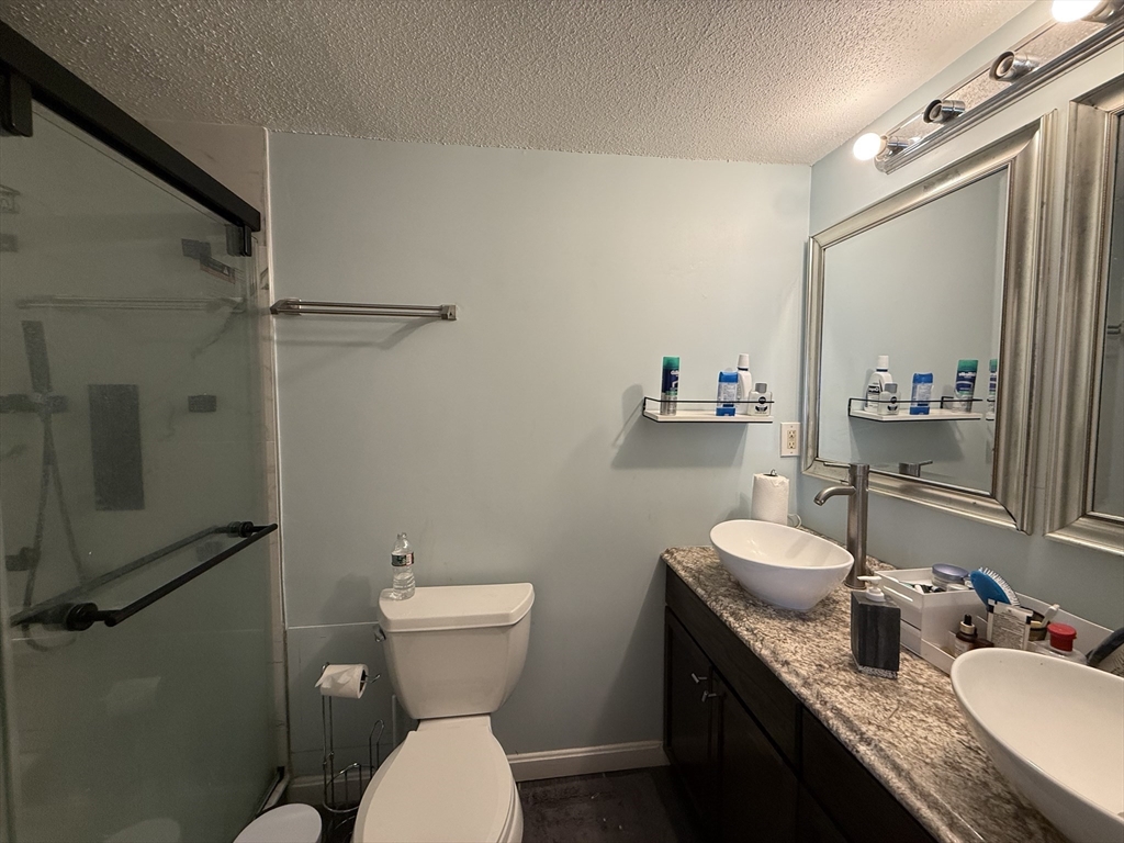 255 North Road, Unit 70 Chelmsford, MA 01824 - Photo 11 of 25