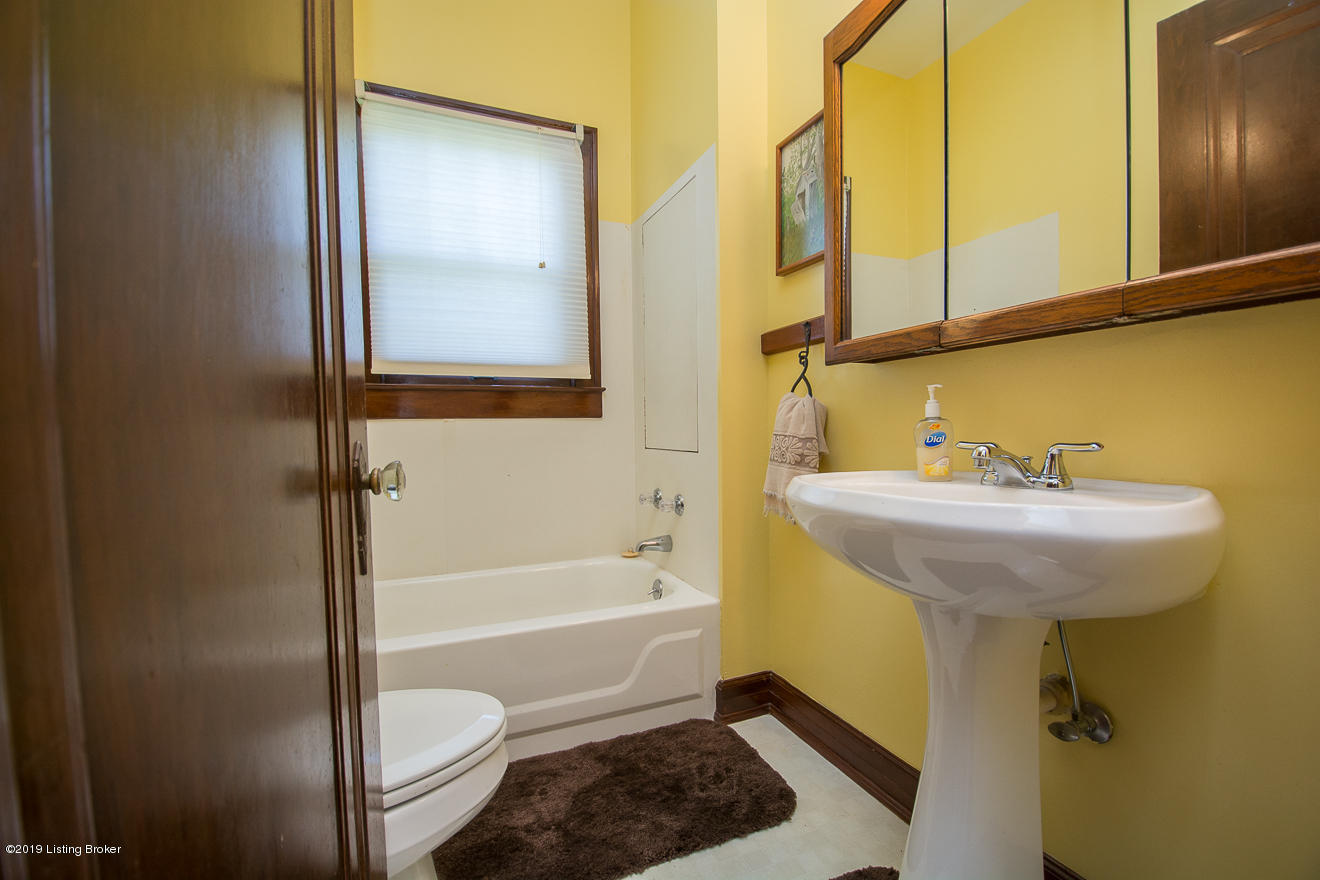 6714 Glendale Road Louisville, KY 40291 - Photo 22 of 43 Glendale -22