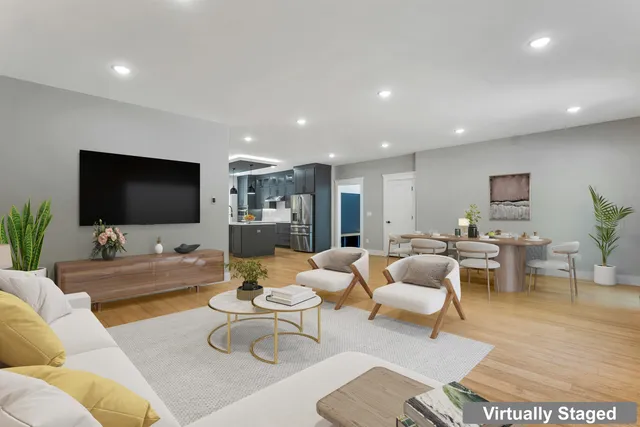 $899,000 | 18 Woodland Grv Road, Conway, NH 03813