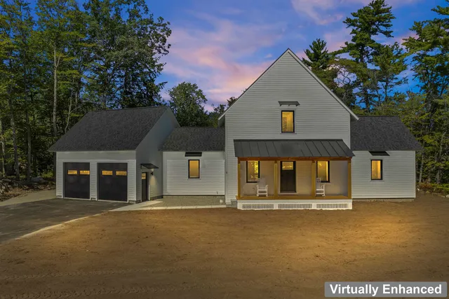 $899,000 | 18 Woodland Grv Road, Conway, NH 03813