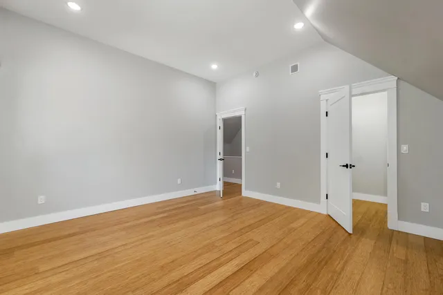 $899,000 | 18 Woodland Grv Road, Conway, NH 03813