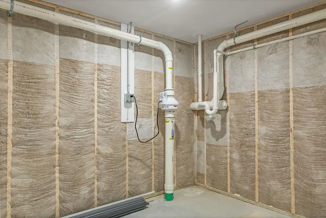 $899,000 | 18 Woodland Grv Road, Conway, NH 03813