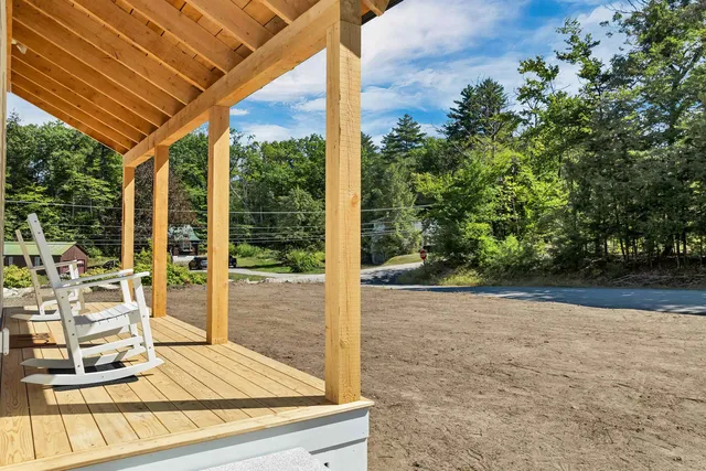 $899,000 | 18 Woodland Grv Road, Conway, NH 03813