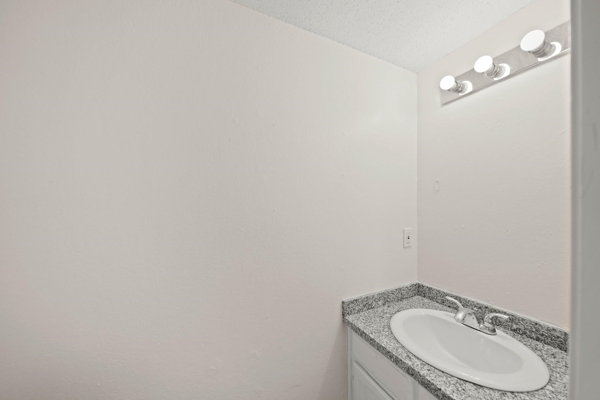 5 Dallas Court, Unit 1 Angleton, TX 77515 - Photo 7 of 18 Half Bathroom