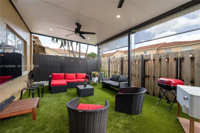 a view of a back yard of the house