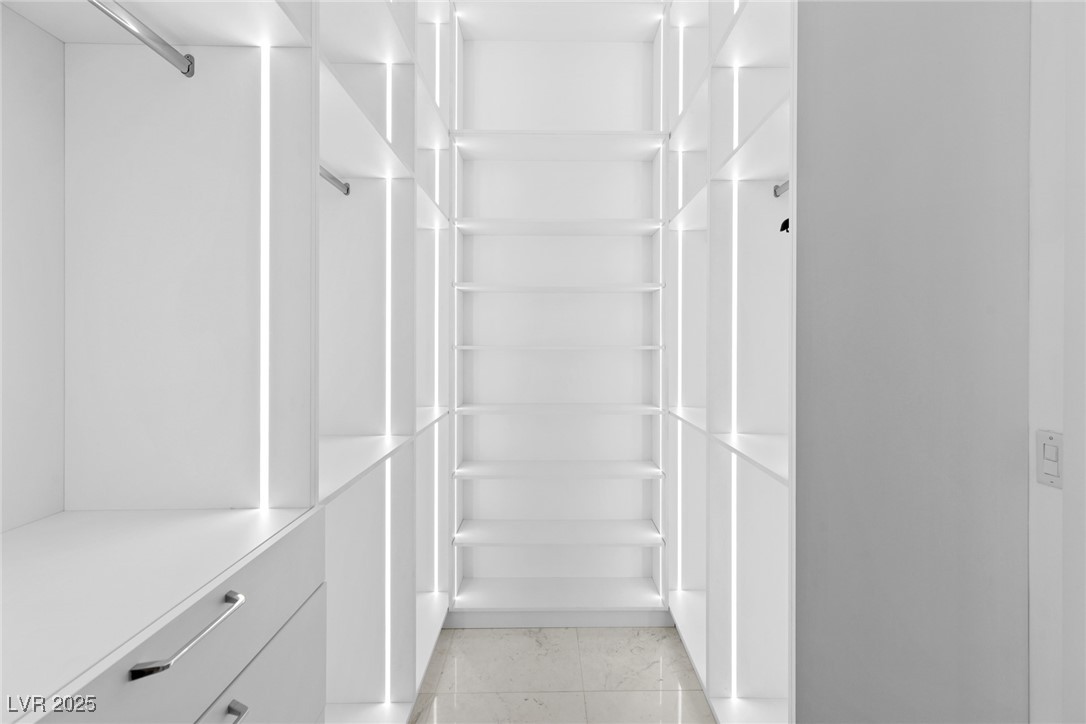 1455 MacDonald Ranch Drive Henderson, NV 89012 - Photo 26 of 46 Custom walk in closet