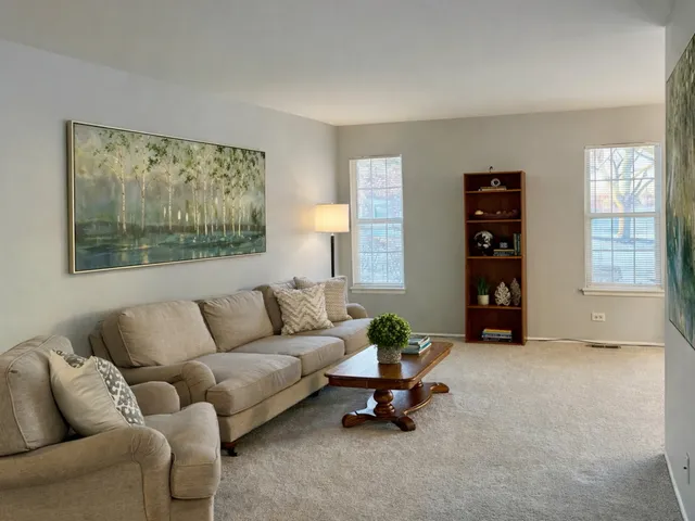 $235,000 | 181 Lawn Court, Buffalo Grove, IL 60089