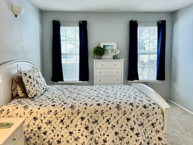 $235,000 | 181 Lawn Court, Buffalo Grove, IL 60089