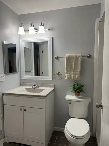 $235,000 | 181 Lawn Court, Buffalo Grove, IL 60089