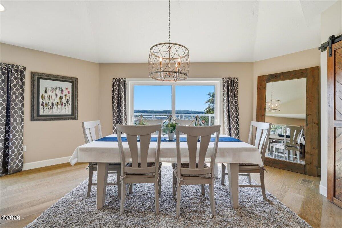 811 Southwest 12th Street Newport, OR 97365 - Photo 59 of 85