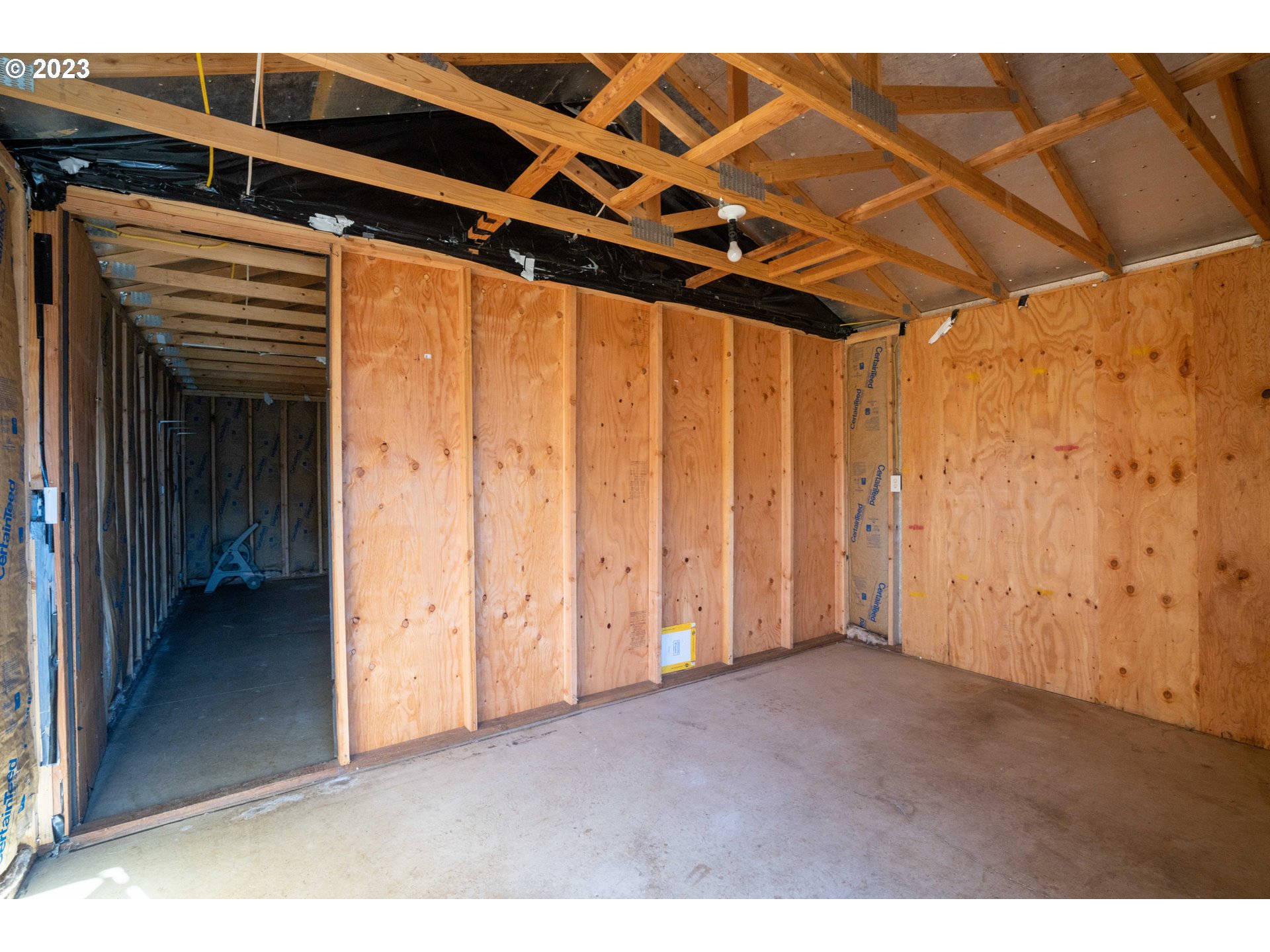 1005 Cedar Loop Lakeside, OR 97449 - Photo 23 of 32 Workshop