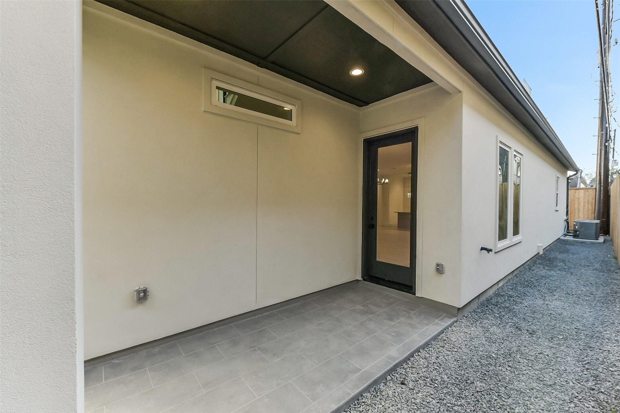 1902 Nantucket Drive Houston, TX 77057 - Photo 6 of 50 a view of an entryway