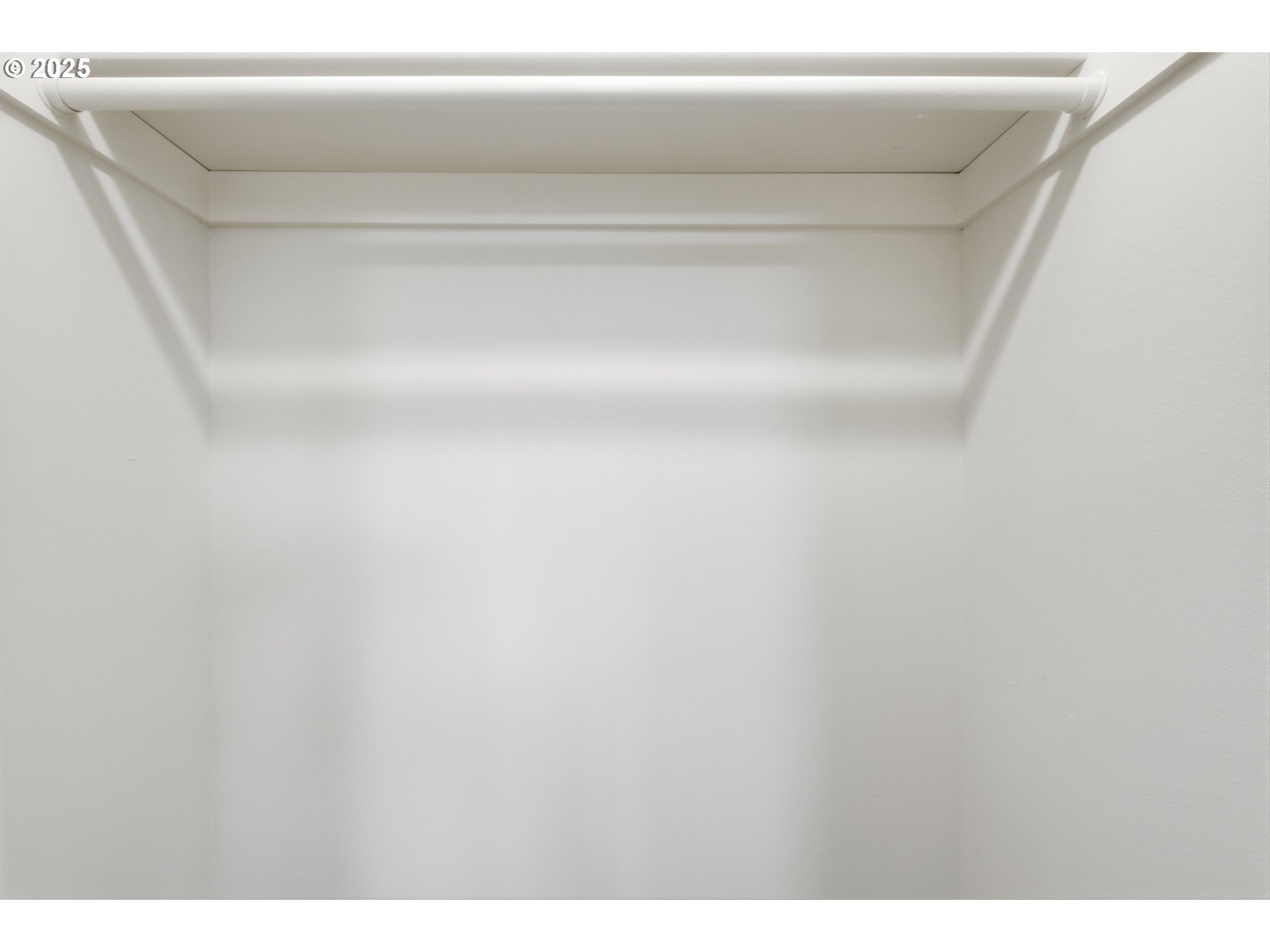 8531 Southeast 88th Avenue Portland, OR 97266 - Photo 16 of 25